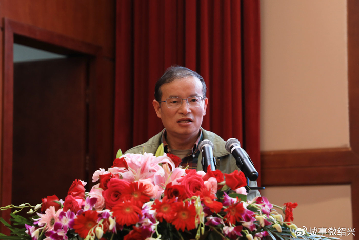 《乐清人在柯桥》副编委李武军发表感言作为《乐清人在柯桥》编委会