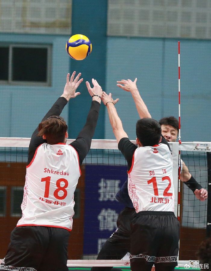 排超联赛 北汽男排击败河北男排将大比分扳平|霍尔特