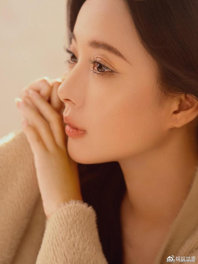 冯璧晴ootd穿搭,夏日推荐|冯璧晴|腮红|粉底液_新浪新闻