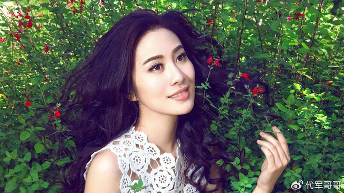 盘点来自浙江的30位美女明星个个花容月貌你最喜欢谁