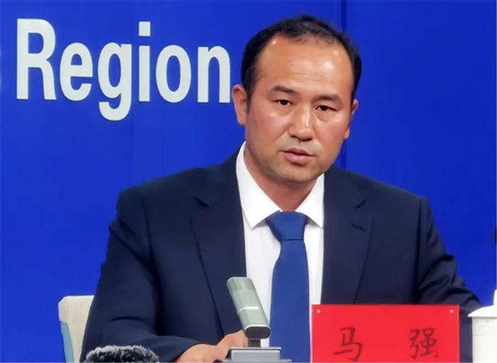 受访者简介:其三,姚河塬西周城址的发现填补了西周历史研究,尤其是