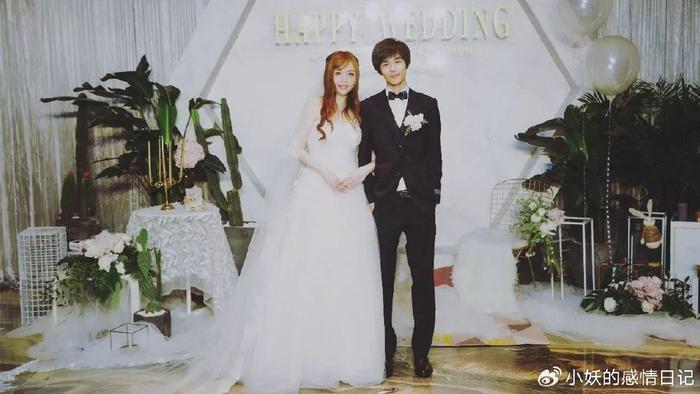 陪丈夫回老家，临走儿媳给婆婆留一万生活费，丈夫：不合适，离婚