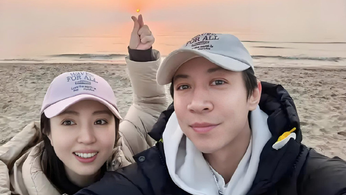二婚嫁给软饭男？从拯救前夫到奶活小狼狗，董璇为何总当冤大头？