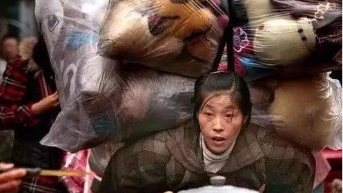 人都有身心疲惫的时候，但为了孩子的未来，我们却不能停歇