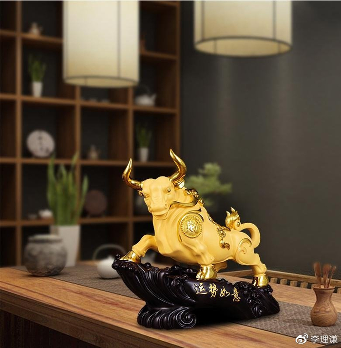 李理谦:家居风水之金牛摆件有哪些寓意?摆放时有什么要注意的
