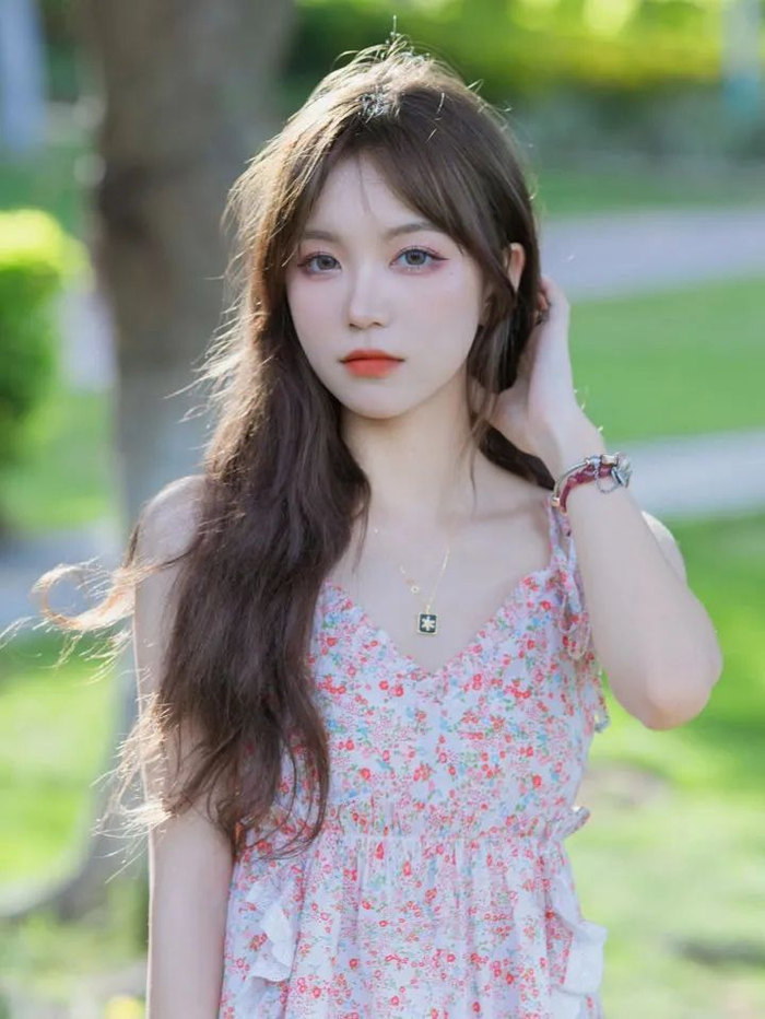 人像拍照,别乱拍,试试3个技巧,9个姿势,谁拍谁美