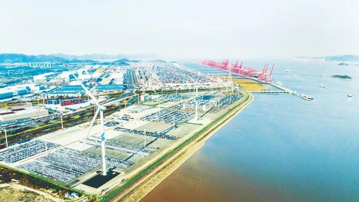 宁波舟山港梅山低碳码头示范工程风光储一体化项目
