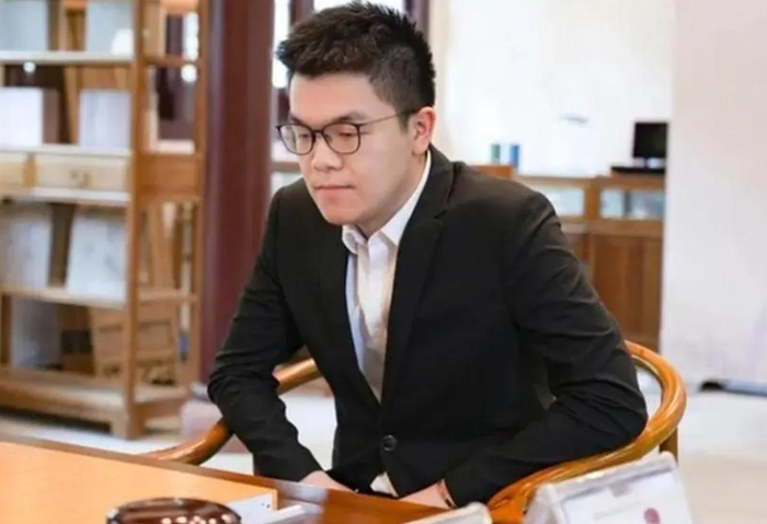 柯洁,霸气,连胜两名悍将,重回第一人,打入4强!|谢尔豪|柯洁|九段_新浪