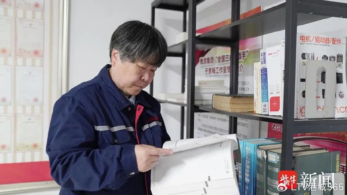 的准备——初见于素梅,是在连云港鹰游纺机集团研发中心一间办公室里