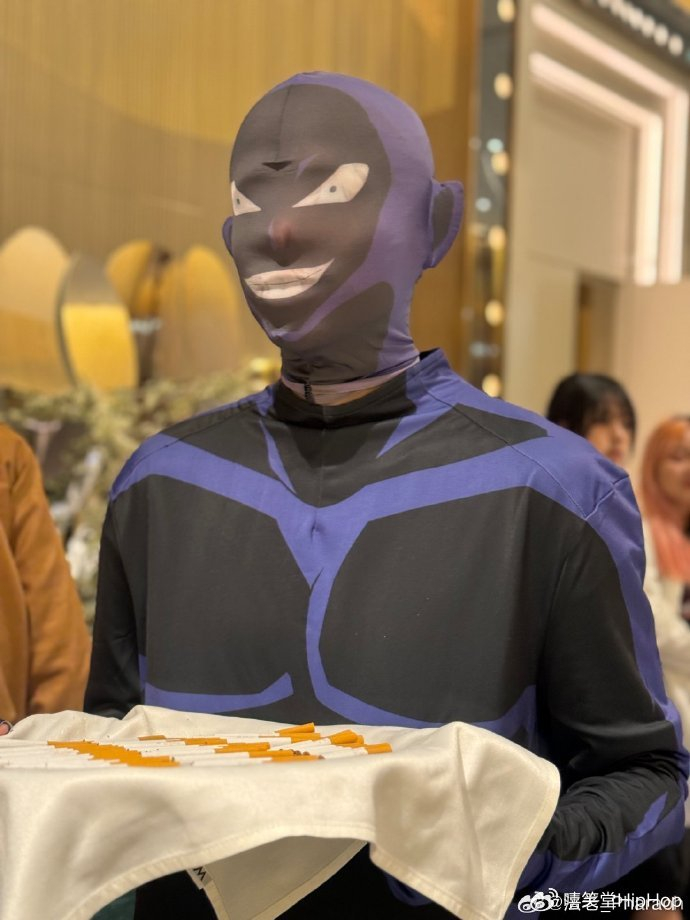 轰动说唱圈这位rapper突然结婚