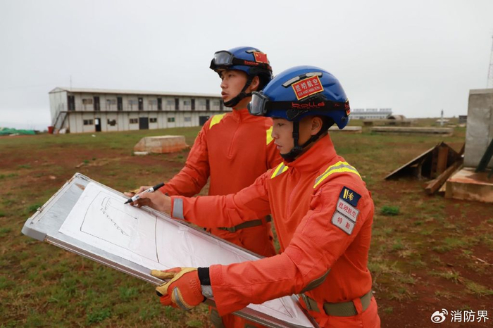 消防员詹仕均:文武双全,能说会战的"六边形"战士