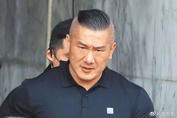 台湾网红陈之汉:曾经的“恶棍”网红馆长,为何成为万人追捧的人气王|大陆|馆长|人气王