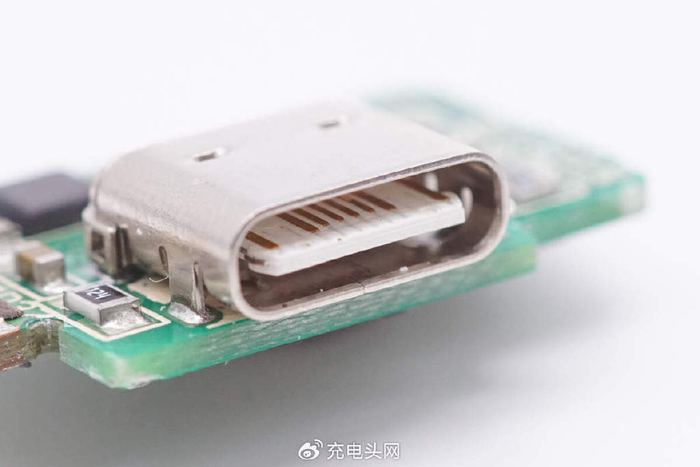 拆解报告:vivo 120w usb-c闪充氮化镓充电器v12060l1b0-cn|充电器|usb