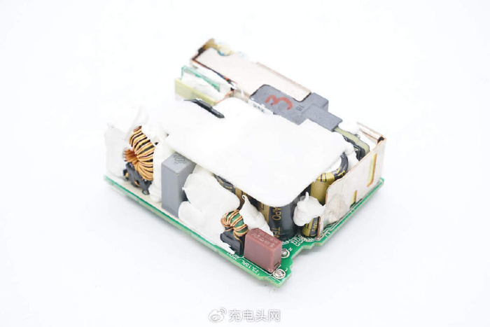 拆解报告:vivo 120w usb-c闪充氮化镓充电器v12060l1b0-cn|充电器|usb