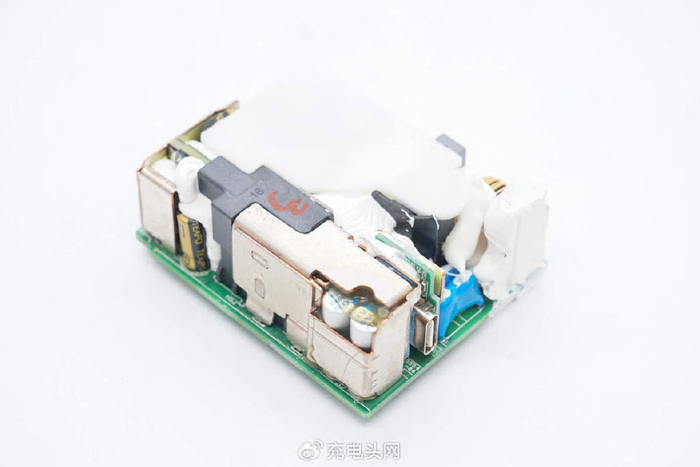 拆解报告:vivo 120w usb-c闪充氮化镓充电器v12060l1b0-cn|充电器|usb