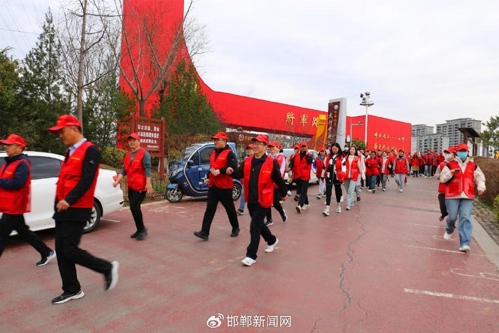 涉县举办爱国拥军志愿者健步走活动|拥军|涉县|健步走_新浪新闻