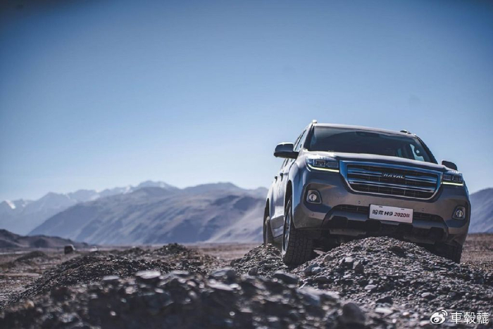 全新哈弗h8渲染图曝光四种风格选择给普拉多上强度