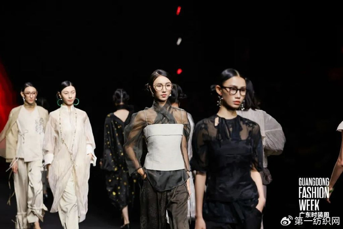 欧定,群豪等定制品牌,也将以震撼的新品大秀,展现品牌服饰的超强实力