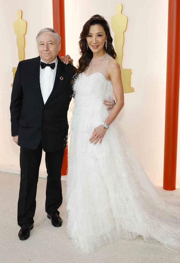 杨紫琼和77岁男友结婚,没有婚纱没有大型婚礼,两人相恋已经19年