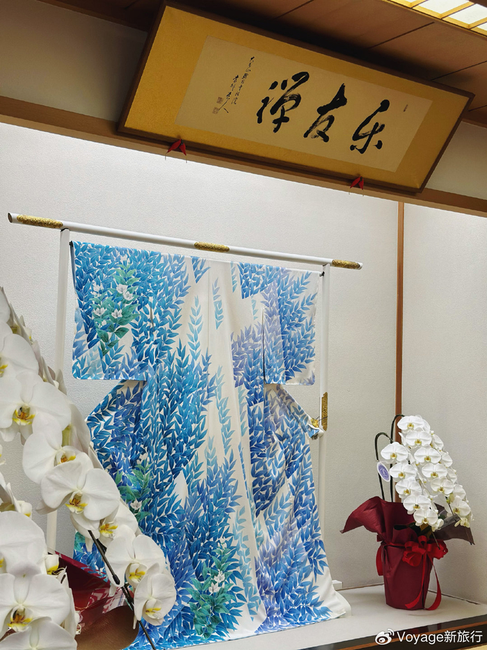 在金泽citywalk,去了"加贺友禅每田染画工艺",这是一家手工做和服的店