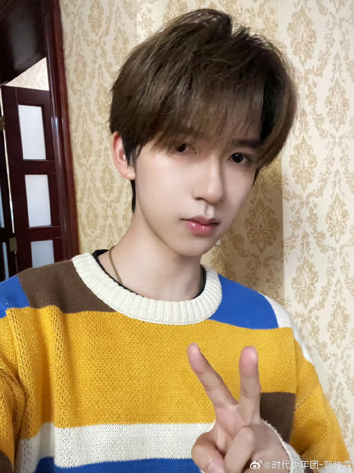 贺峻霖新歌缘故今日上线阳光微风清晨日落人间最美四月天不过今日