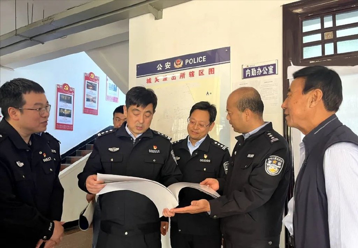 刘磊同志来乾县公安局调研指导工作