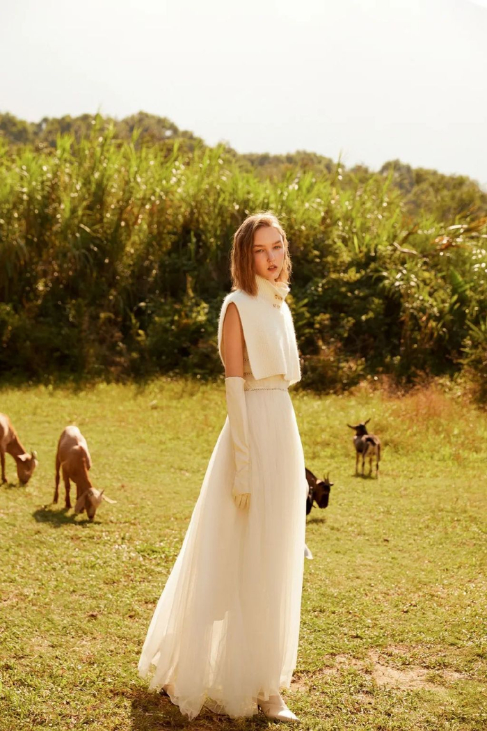 白鹿语24春夏系列,即将登陆中国国际时装周|白鹿|时尚|品牌奖_新浪