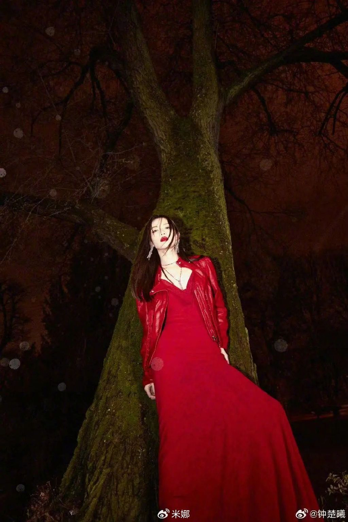 盘点令人惊艳的明艳红裙