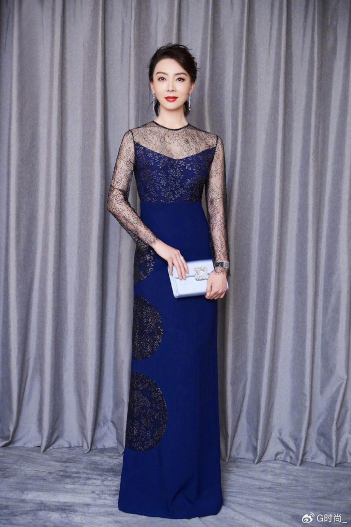 《消失的十一层》:陈数的私服穿搭,展现了女性的优雅与自信|消失的