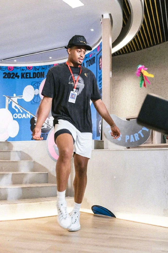 与凯尔登·约翰逊的喜相逢