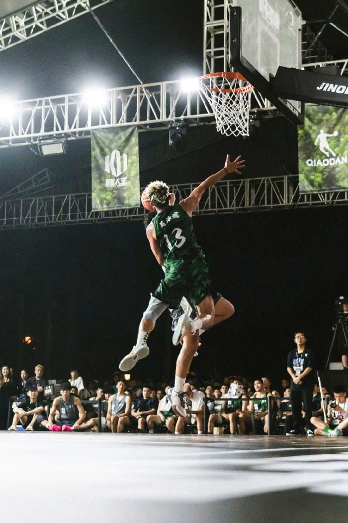 与凯尔登·约翰逊的喜相逢