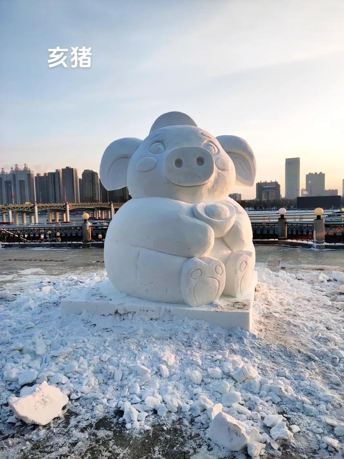 雪雕十二生肖图片