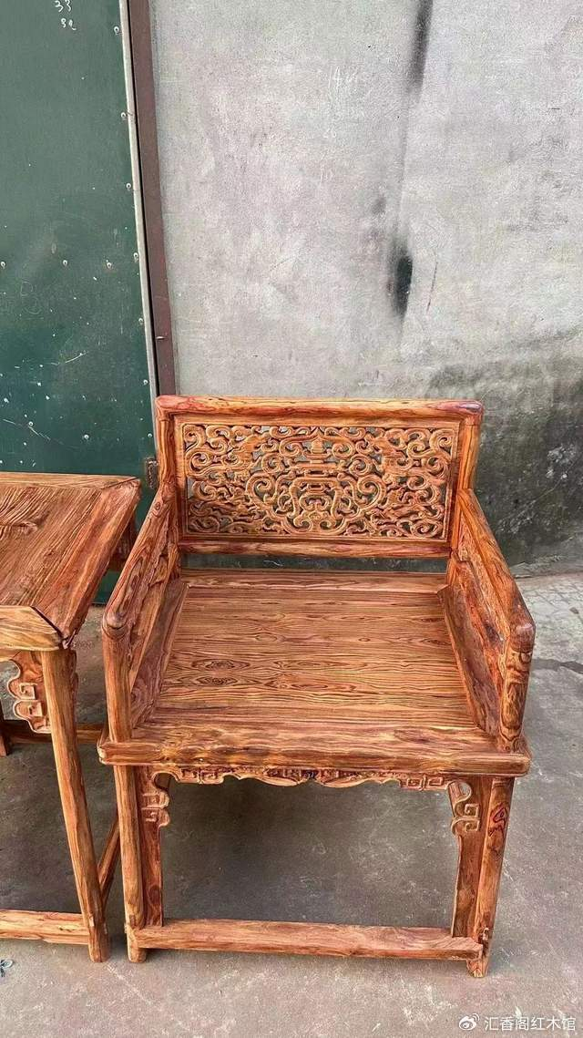 为什么黄花梨家具那么贵