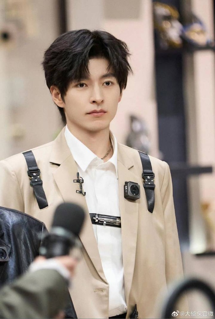 郭文韬爱心粉丝助力乡村教育振兴捐赠爱心音乐教室