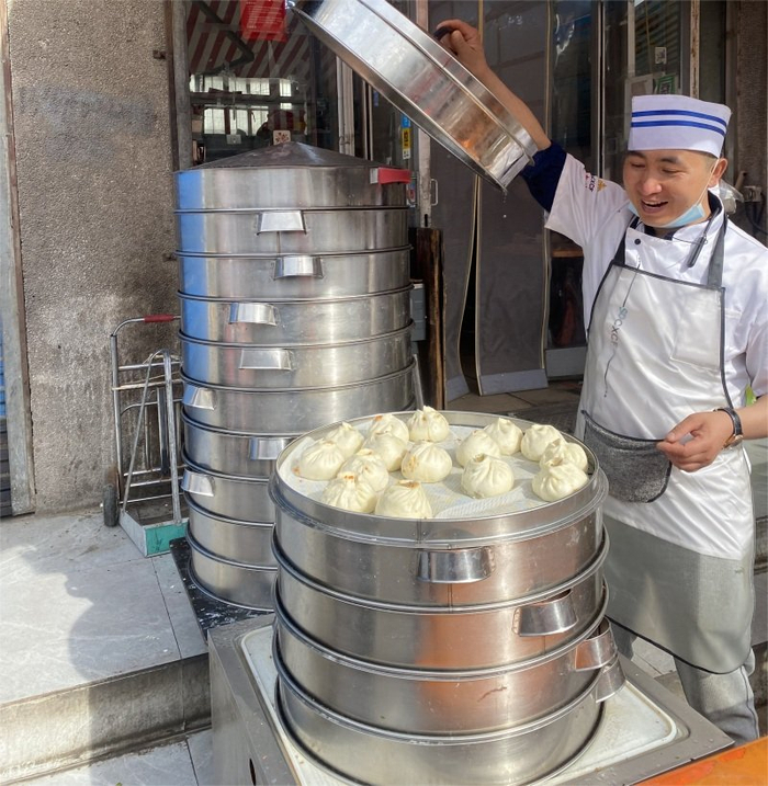 石嘴山市春日早市满是一方人间烟火