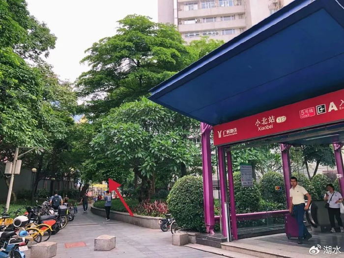 和生活气息渐浓,渐渐出现一些红砖老建筑,其中包括广州市第十七中学