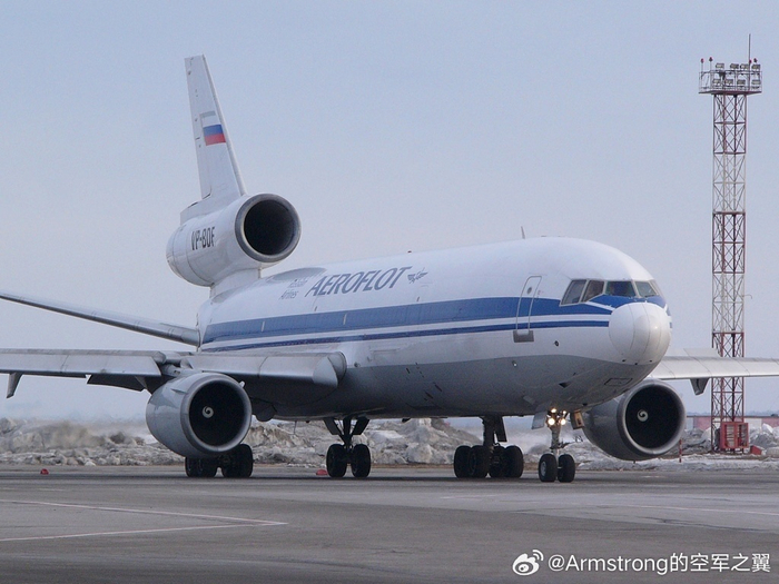 曾在俄航服役的dc10货机