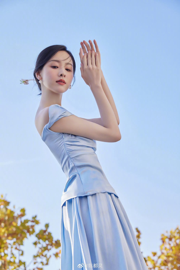 陈都灵宝宝二月行程图已送达 万事都灵～……__财经头条