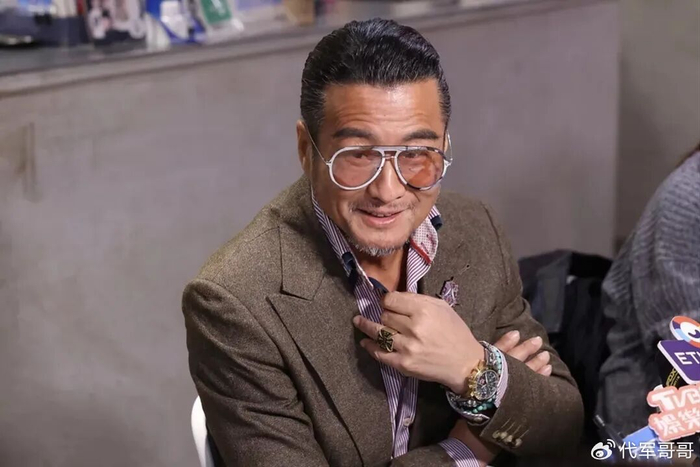 62岁孙兴近况曝光!经历两段失败婚姻后移情骆莉娜,如今却孤身一人|林美贞|潘阳|马景涛|儿子|女儿_新浪娱乐_新浪新闻