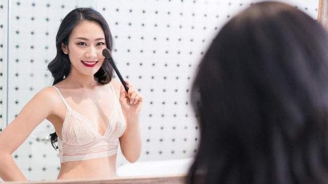 女人的坚强背后：听听她们的心里话