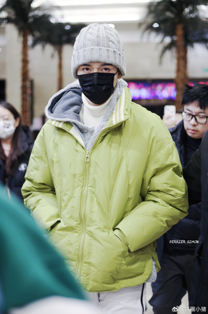 龚俊极限挑战下班路透凌晨三点多才下班