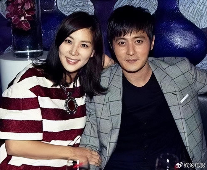 韩媒曝顶级明星偷税3亿韩元传张东健老婆高小英网友嘲金额小