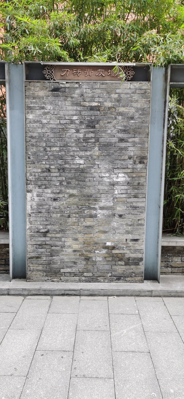 在镇江西津渡古街发现了这里的多种砖砌作法发给你们