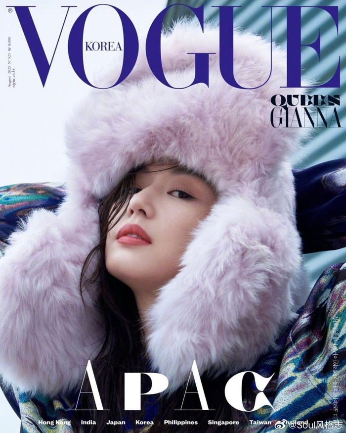 全智贤x vogue korea 8月刊封面 时隔10年再度登封,巨星归来!