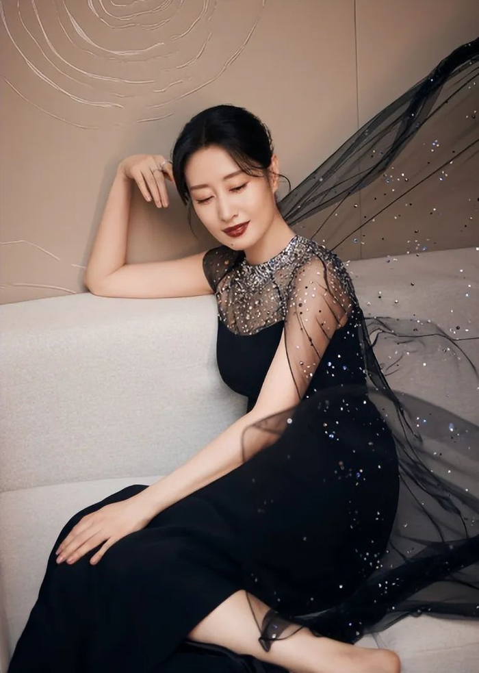 却被尬吹"演技炸裂"的4位明星,网友:看着太尴尬|演技|刘敏涛|黄磊