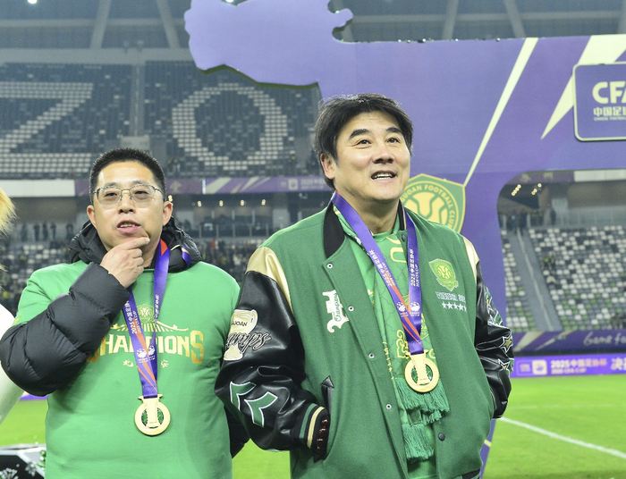 54岁李明怒骂国安全队：谁要因没拿工资就摆烂我立马打钱让你滚蛋|北京