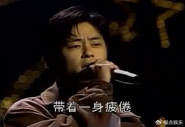 值得怀念的93年春晚:郭富城王杰成龙同台演出,冯巩拍卖本山帽子