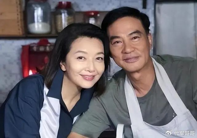 演员田小洁:从车间到荧屏,如今娶了女神江珊,事业蒸蒸日上|田小洁