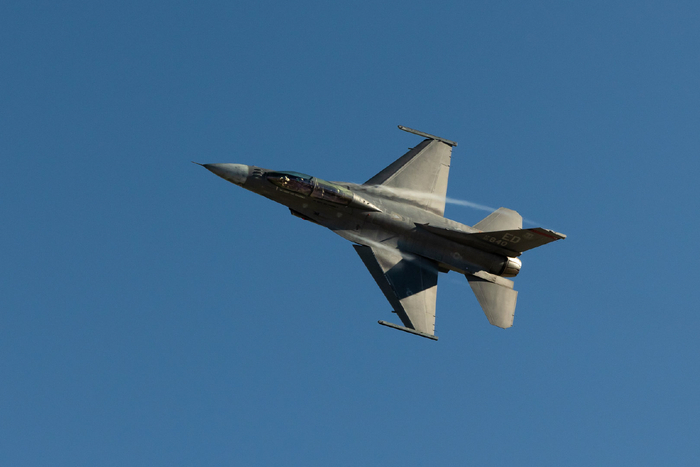 战隼诞辰50周年活动庆祝f16首次飞行