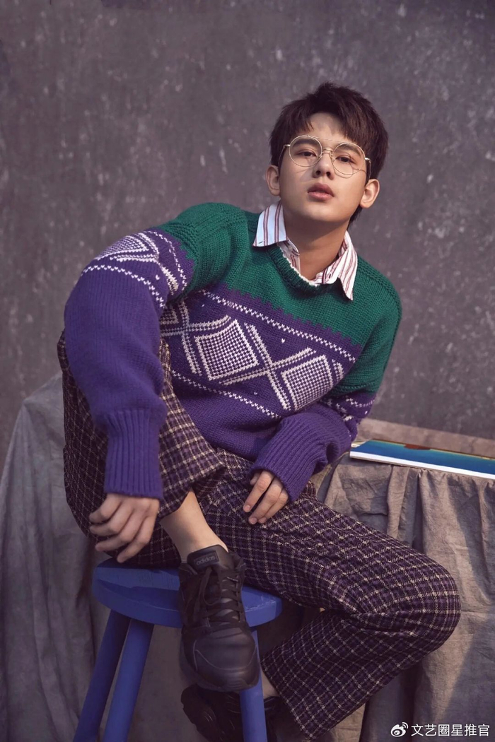 胡先煦称古代人都是坐鹰出行的,蠢萌人设翻车|胡先煦|明星|娱乐圈